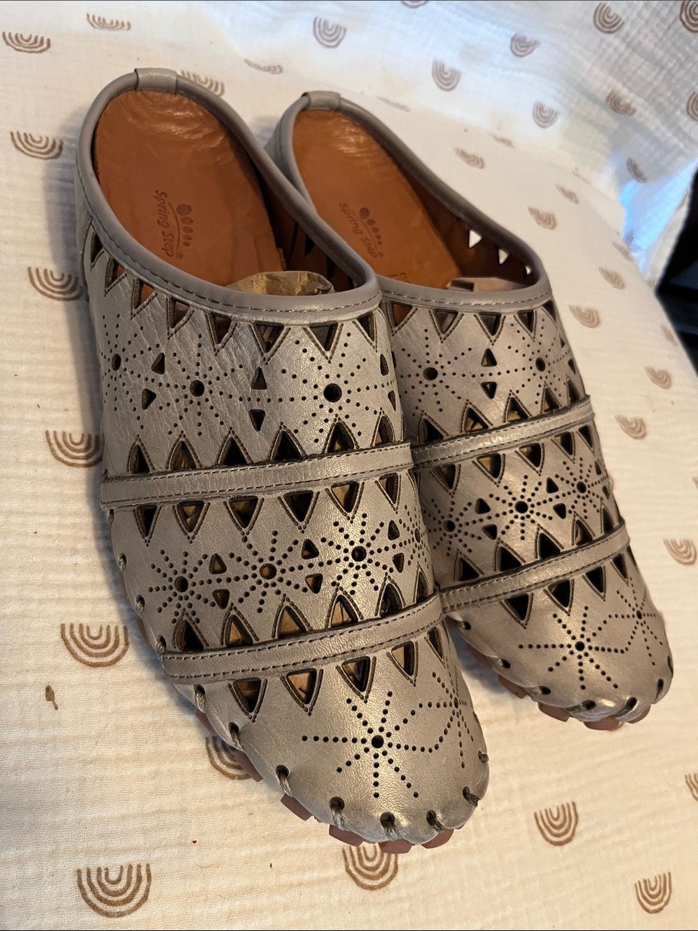 Spring Step FusalideComfortable Women’s Slip-On Perforated Leather Size 41